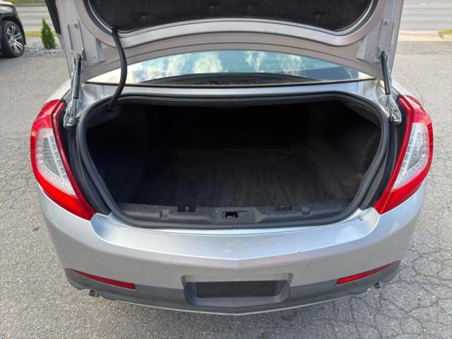 2013 Lincoln MKS Base