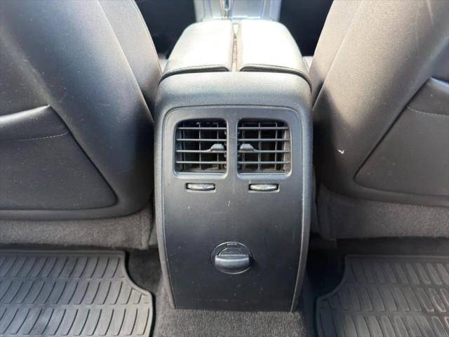 2013 Lincoln MKS Base