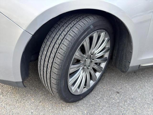 2013 Lincoln MKS Base