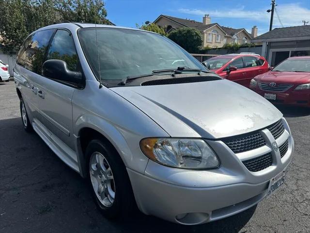 2004 Dodge Grand Caravan SXT