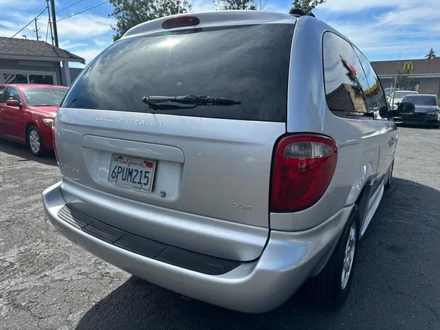 2004 Dodge Grand Caravan SXT