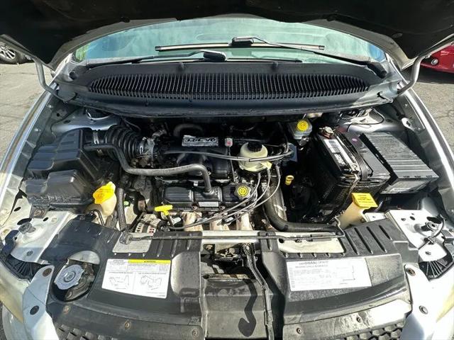 2004 Dodge Grand Caravan SXT