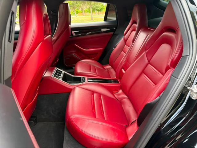 2020 Porsche Panamera 4S