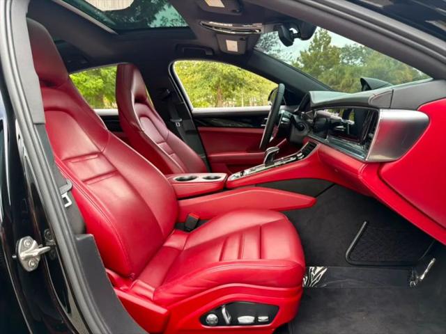 2020 Porsche Panamera 4S