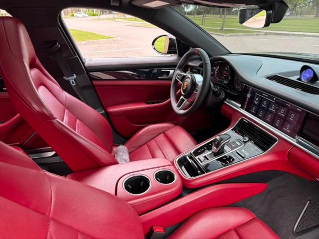 2020 Porsche Panamera 4S