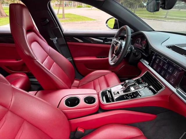 2020 Porsche Panamera 4S