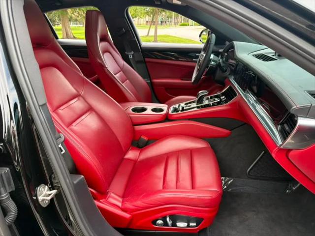 2020 Porsche Panamera 4S