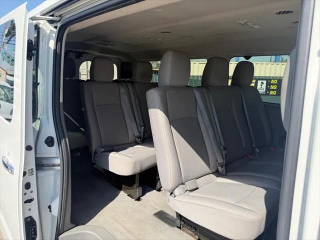 2015 Nissan 3500 SV V8