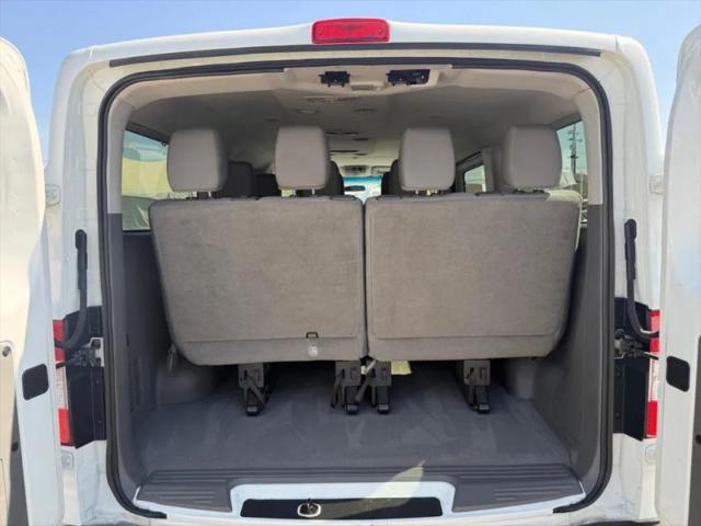 2015 Nissan 3500 SV V8