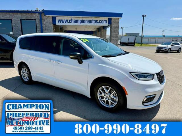 2024 Chrysler Pacifica Touring L for sale in Nicholasville, KY