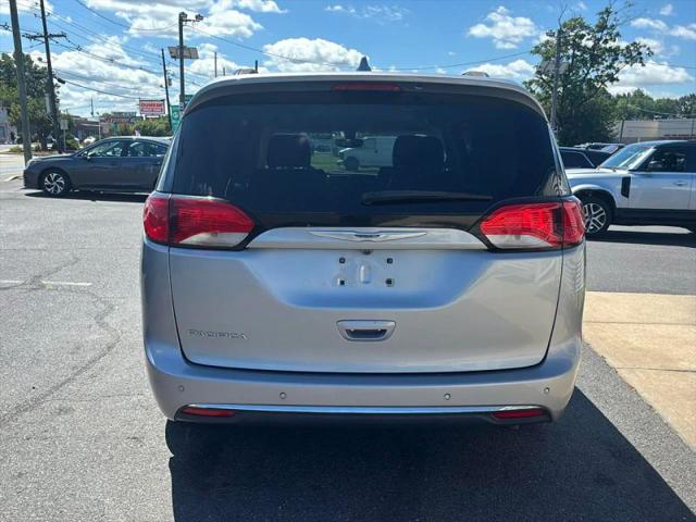 2020 Chrysler Pacifica Touring L
