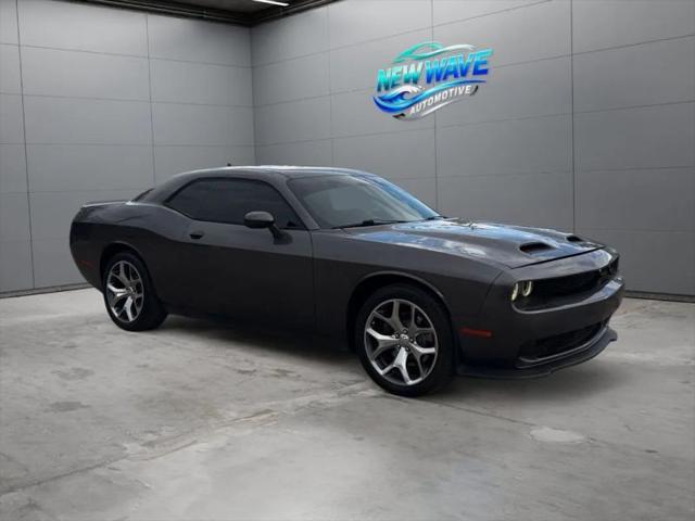 2015 Dodge Challenger SXT Plus