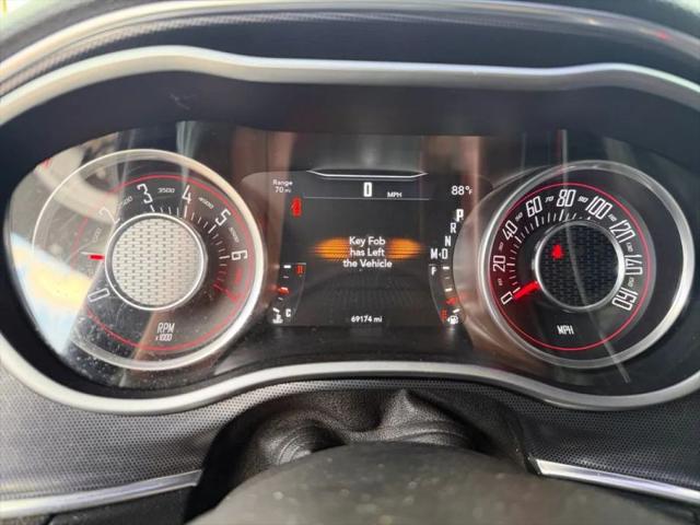 2015 Dodge Challenger SXT Plus