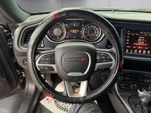 2015 Dodge Challenger SXT Plus