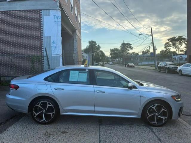 2020 Volkswagen Passat 2.0T R-Line