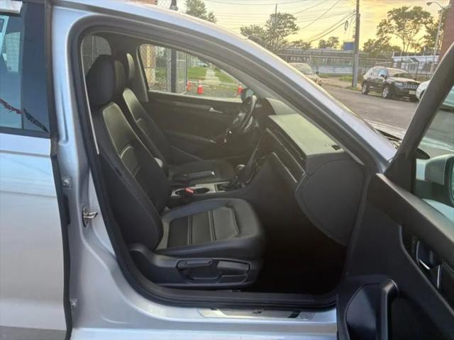 2020 Volkswagen Passat 2.0T R-Line