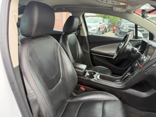 2013 Chevrolet Volt Base