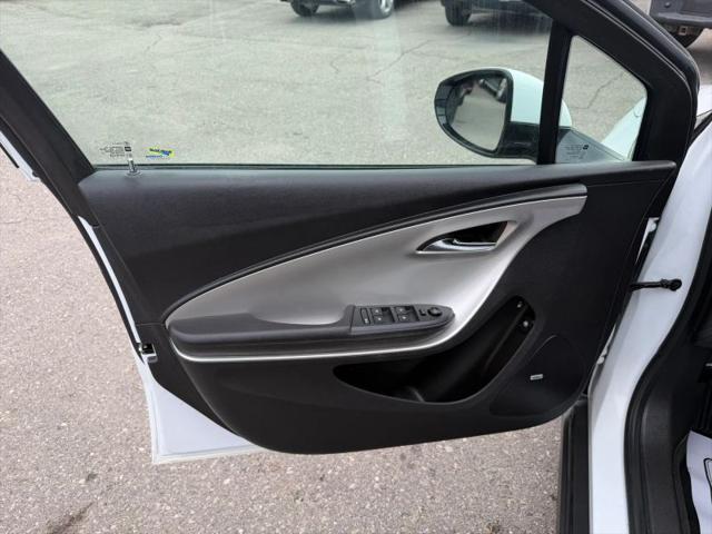 2013 Chevrolet Volt Base