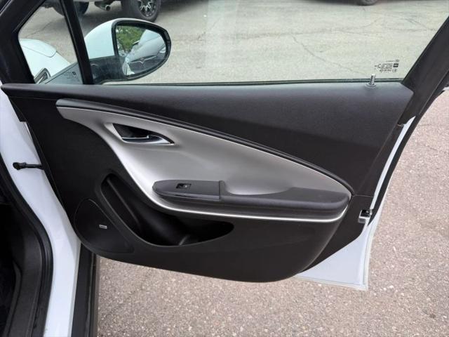 2013 Chevrolet Volt Base