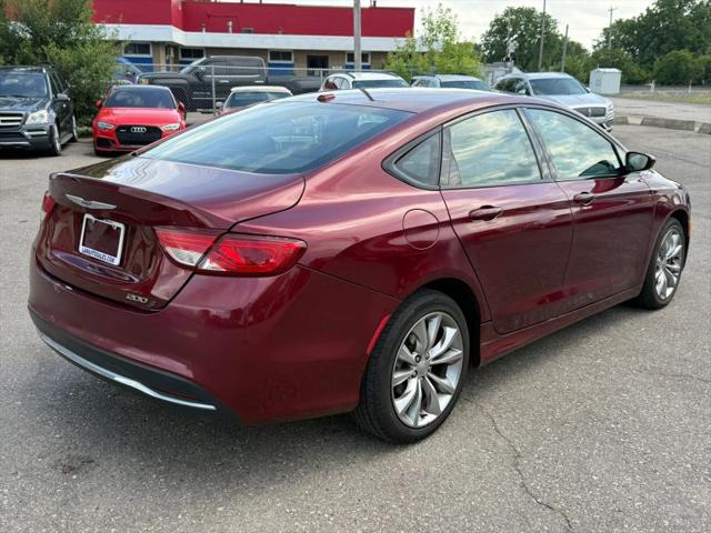2016 Chrysler 200 S