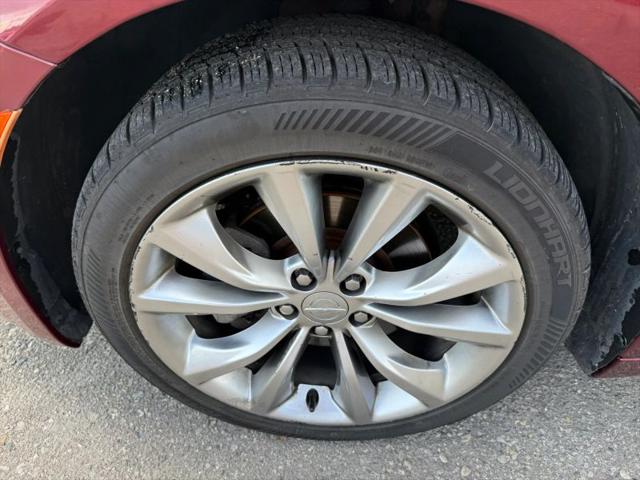 2016 Chrysler 200 S