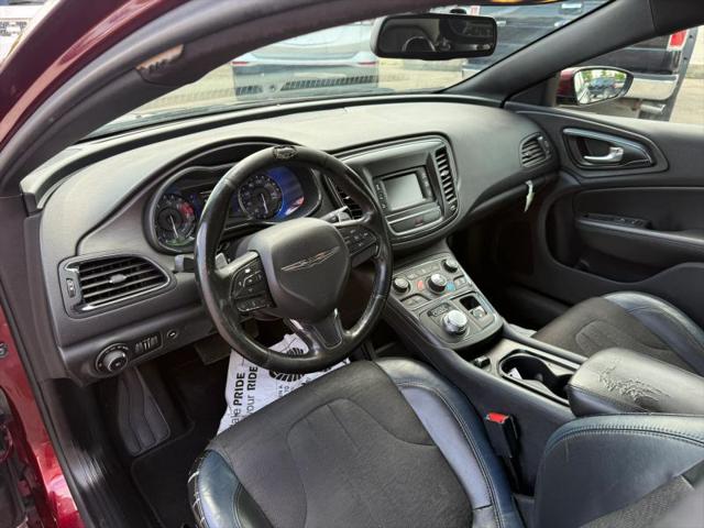 2016 Chrysler 200 S
