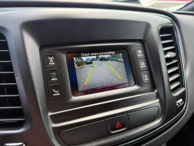 2016 Chrysler 200 S