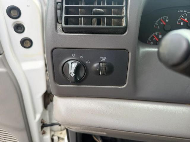 1999 Ford F-450 Lariat