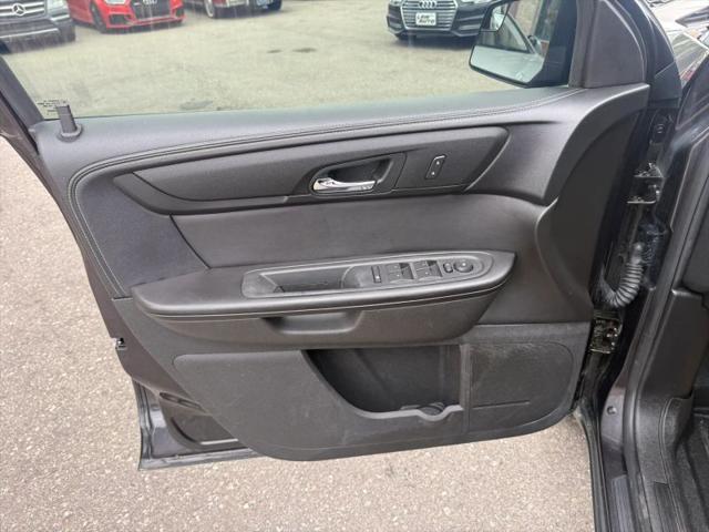 2013 GMC Acadia SLE-2