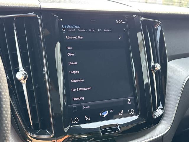 2018 Volvo XC60 T6 R-Design