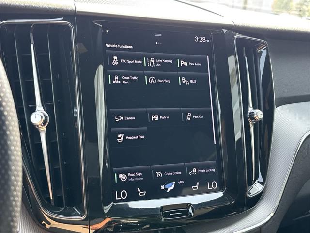 2018 Volvo XC60 T6 R-Design