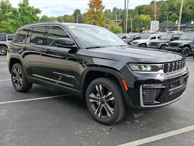 2027 Jeep Grand Cherokee GRAND CHEROKEE LIMITED 4X4