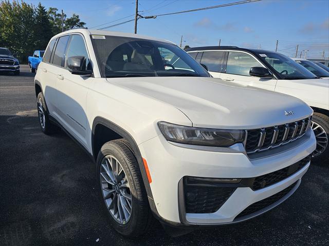 2027 Jeep Grand Cherokee GRAND CHEROKEE LIMITED 4X4