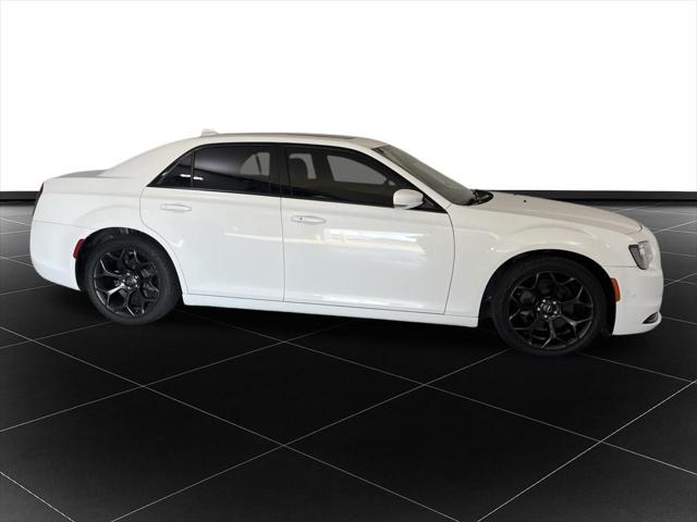 2019 Chrysler 300 300S