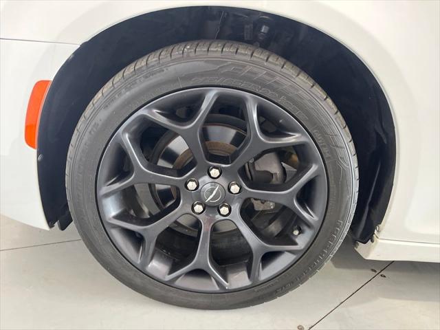 2019 Chrysler 300 300S