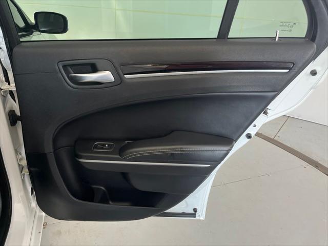 2019 Chrysler 300 300S
