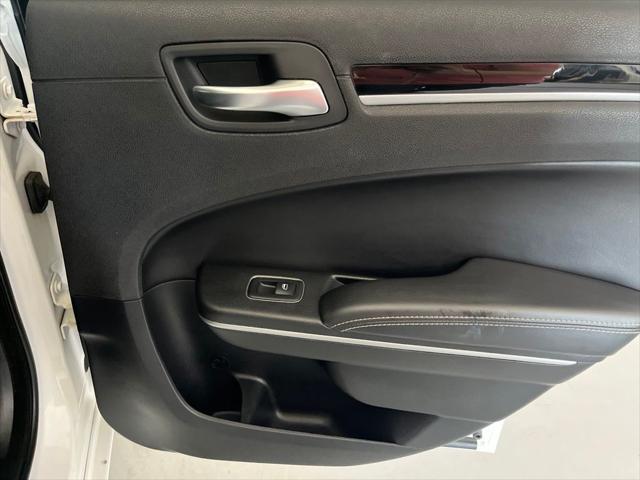 2019 Chrysler 300 300S