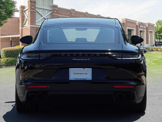 2023 Porsche Panamera 4 Platinum Edition