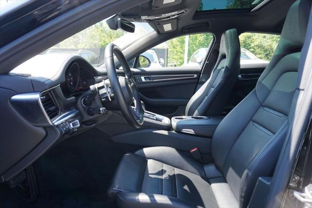 2023 Porsche Panamera 4 Platinum Edition