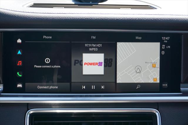 2023 Porsche Panamera 4 Platinum Edition