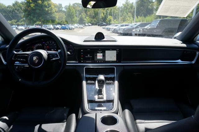 2023 Porsche Panamera 4 Platinum Edition