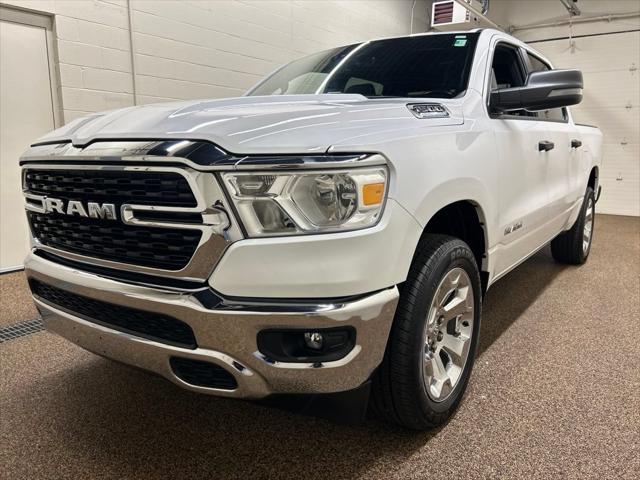 2023 Ram 1500 Big Horn Crew Cab 4x4 5'7" Box