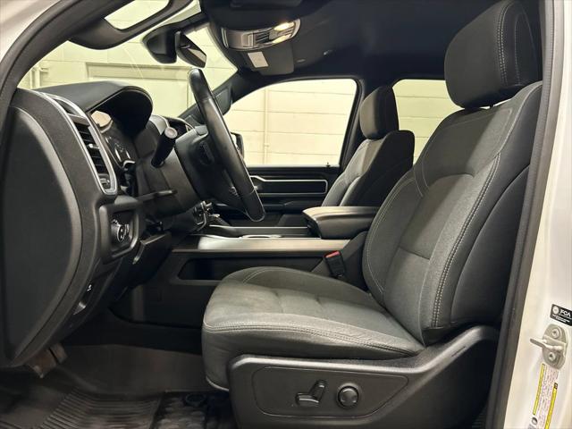2023 Ram 1500 Big Horn Crew Cab 4x4 5'7" Box