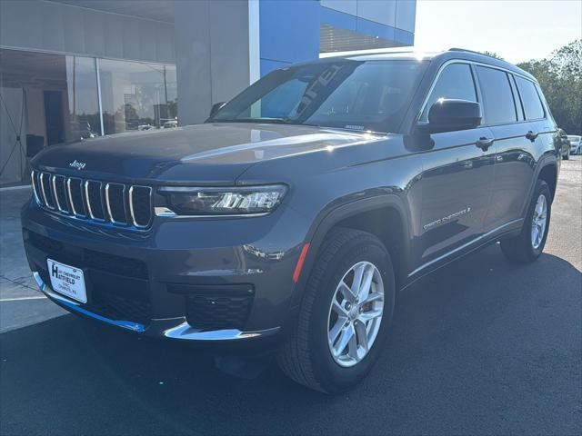 2022 Jeep Grand Cherokee L Laredo 4x4 for sale in Chanute, KS