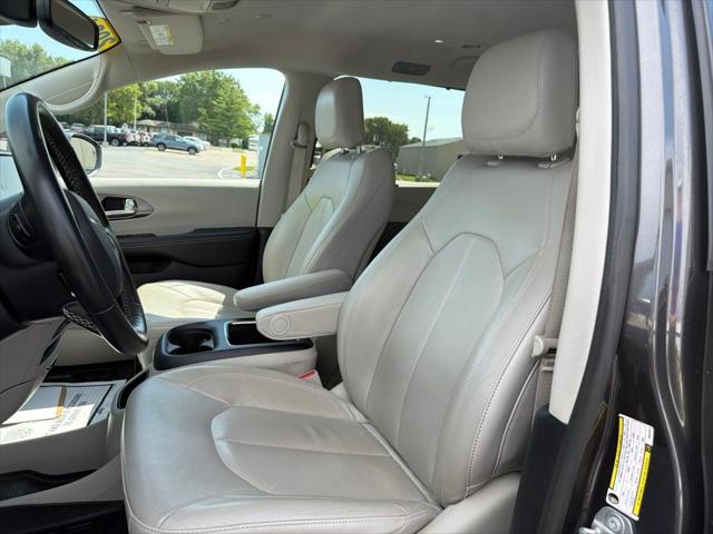 2021 Chrysler Pacifica Touring L AWD