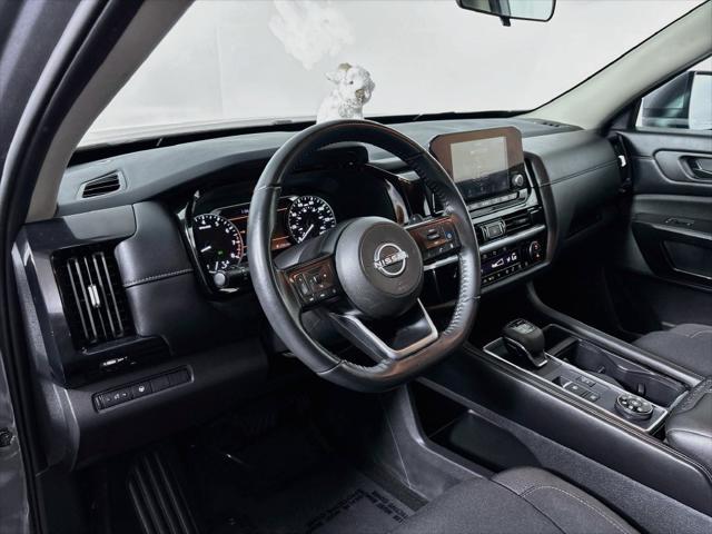Used 2024 Nissan Pathfinder SV 4WD For Sale in Olive Branch, MS
