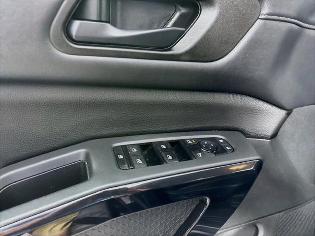 Used 2024 Nissan Pathfinder SV 4WD For Sale in Olive Branch, MS