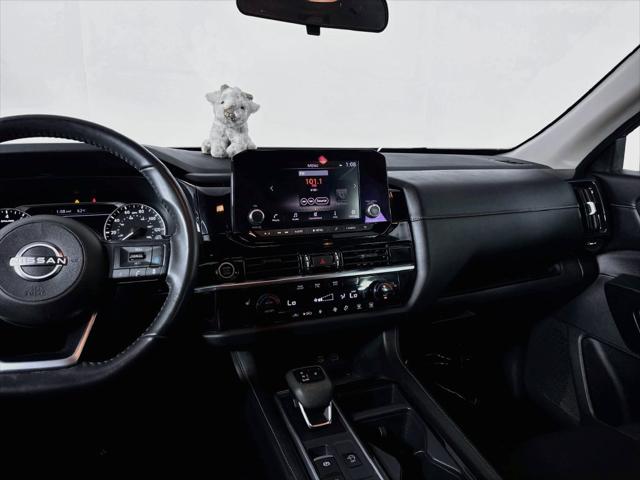 Used 2024 Nissan Pathfinder SV 4WD For Sale in Olive Branch, MS