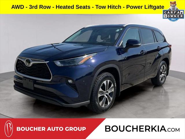 2022 Toyota Highlander XLE for sale in Racine, WI
