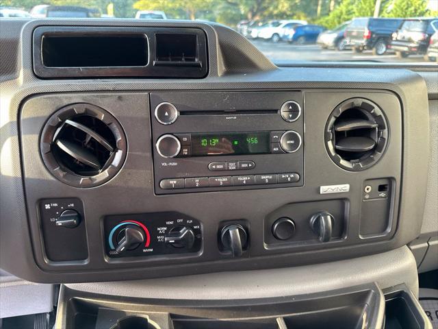 2017 Ford E-350 Cutaway Base